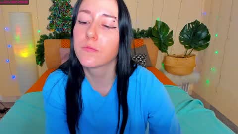 Snapshot of adell_berry chatting on December 19, 2024, 7:07 am Adel online show from December 19, 2024, 7:07 am