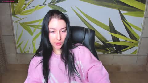 Snapshot of adell_berry chatting on January 14, 2025, 2:08 am Adel online show from January 14, 2025, 2:08 am