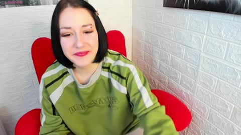 Snapshot of adell_berry chatting on January 17, 2025, 5:11 am Adel online show from January 17, 2025, 5:11 am