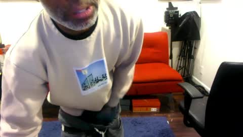 Snapshot of adick_ting chatting on April 26, 2026, 12:08 am adick_ting online show from April 26, 2026, 12:08 am