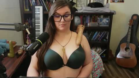 adobe_angel304 online show from February 25, 2025, 10:07 pm