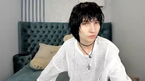 Snapshot of adonbev chatting on June 25, 2026, 5:23 am adonbev online show from June 25, 2026, 5:23 am