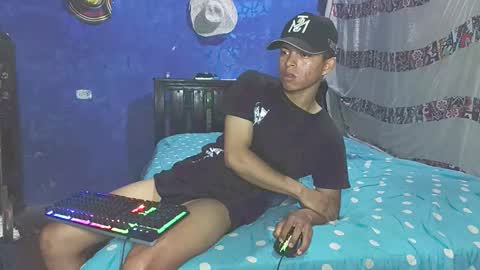 Adonis online show from December 13, 2025, 11:32 pm