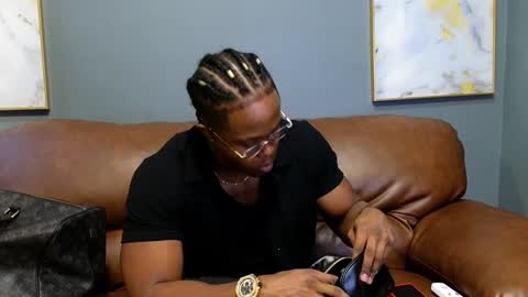 Adonis Knight  online show from January 30, 2025, 12:06 pm