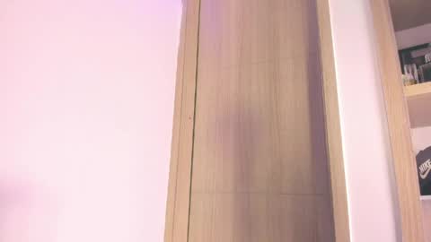 Adonis Knight  online show from April 21, 2026, 2:51 am