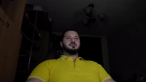 Snapshot of adonislovely chatting on December 21, 2024, 10:40 pm Adonis Steel online show from December 21, 2024, 10:40 pm