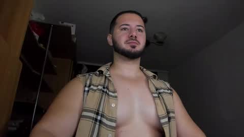 Snapshot of adonislovely chatting on October 7, 2025, 6:27 pm Adonis Steel online show from October 7, 2025, 6:27 pm