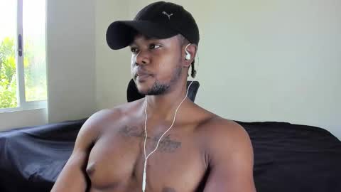 adonisray online show from February 17, 2026, 8:26 pm