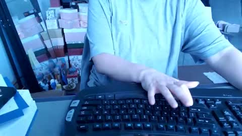 adorable22 online show from February 7, 2025, 5:51 pm