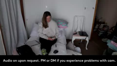 adorable22 online show from September 17, 2025, 11:45 am