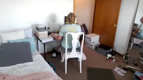 adorable22 online show from September 28, 2025, 7:08 pm