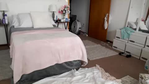 adorable22 online show from March 11, 2026, 4:24 pm