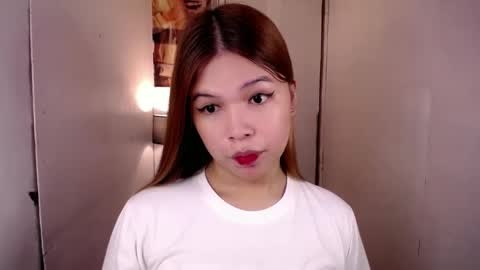 Snapshot of adorabletsforyouxx chatting on March 4, 2025, 8:05 pm adorabletsforyouxx online show from March 4, 2025, 8:05 pm