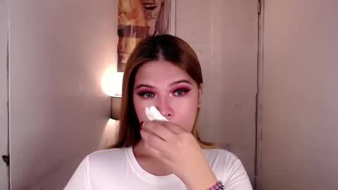 Snapshot of adorabletsforyouxx chatting on November 22, 2025, 4:28 pm adorabletsforyouxx online show from November 22, 2025, 4:28 pm