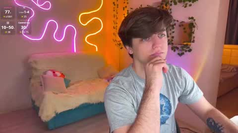 adrean_sofi online show from November 7, 2025, 4:40 pm