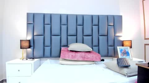 ANDREA PEREZ online show from January 28, 2025, 5:46 pm