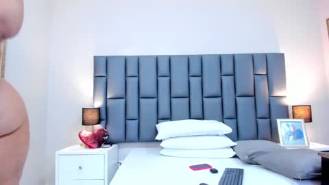 ANDREA PEREZ online show from January 30, 2025, 2:47 pm