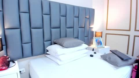 ANDREA PEREZ online show from January 31, 2025, 5:42 pm