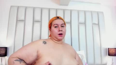 ANDREA PEREZ online show from March 10, 2025, 11:42 am