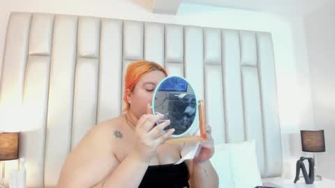 ANDREA PEREZ online show from September 23, 2025, 11:35 am