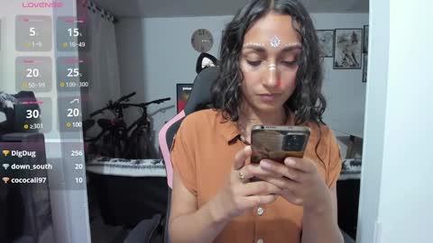 Adrena10 online show from February 4, 2025, 12:40 am