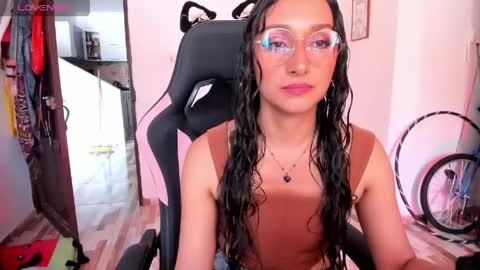 Snapshot of adrena_10 chatting on April 29, 2026, 4:55 pm Adrena10 online show from April 29, 2026, 4:55 pm