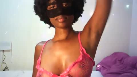 Andrena online show from January 7, 2025, 8:31 pm