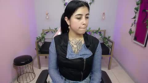 Adri  online show from July 19, 2026, 12:42 pm