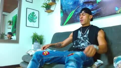   online show from January 10, 2025, 11:43 am