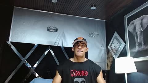   online show from January 29, 2025, 12:02 pm