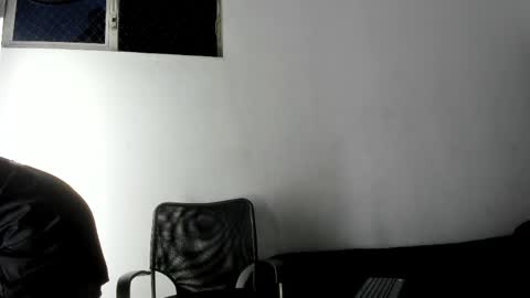 Adrian W  online show from June 7, 2026, 3:54 am
