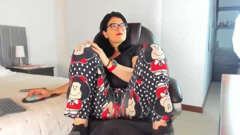 Adriana online show from December 3, 2025, 3:14 am