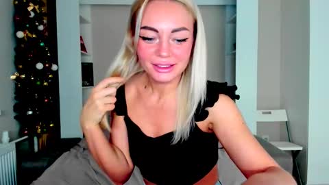 Adriana online show from January 14, 2026, 5:07 pm