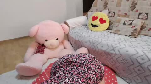 adriana online show from April 12, 2026, 10:20 am