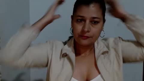 Adriana milf online show from September 21, 2025, 4:58 am