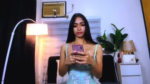 Adriana online show from December 12, 2024, 12:55 pm