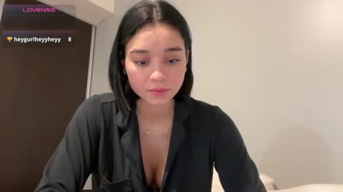 Adrianna  online show from January 17, 2026, 1:54 am