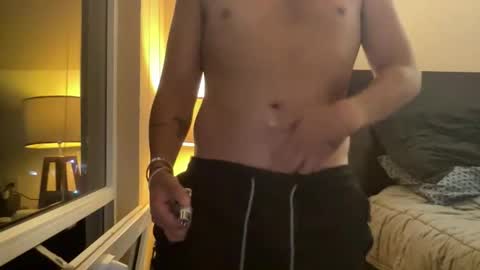 adriannn222 online show from April 14, 2026, 9:26 am