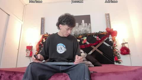 Snapshot of adriano_bigcock chatting on November 29, 2025, 3:31 am Adrian online show from November 29, 2025, 3:31 am