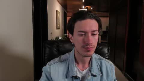 Adrian Williams online show from November 5, 2025, 11:05 pm