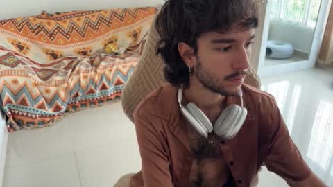 adrien_polo online show from February 15, 2026, 3:31 pm