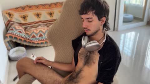 adrien_polo online show from March 4, 2026, 2:34 pm