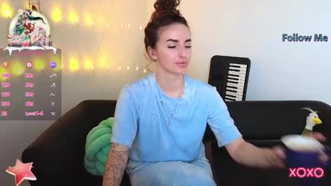 Adriana online show from January 10, 2025, 8:29 am