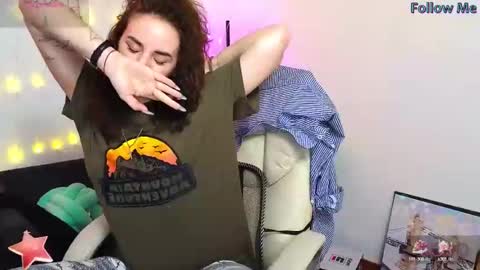 Adriana online show from January 31, 2025, 6:13 am