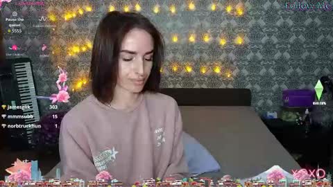 Adriana online show from October 17, 2025, 3:14 pm