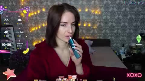 Adriana online show from October 20, 2025, 5:30 am