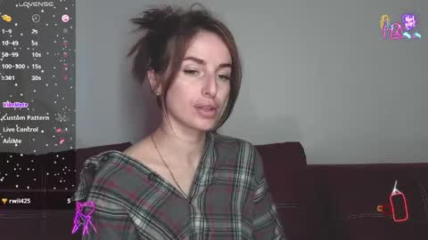 Adriana online show from April 18, 2026, 3:49 pm