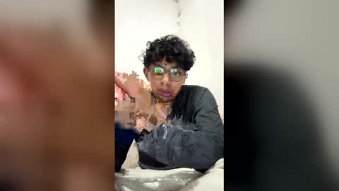 adrishotcum online show from June 4, 2026, 6:19 am
