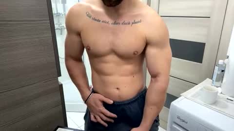 Mrrfitt online show from October 3, 2025, 9:06 am