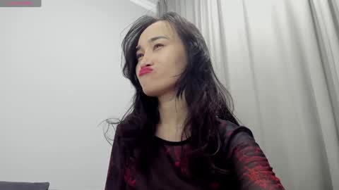 Aenie online show from December 28, 2024, 2:53 pm